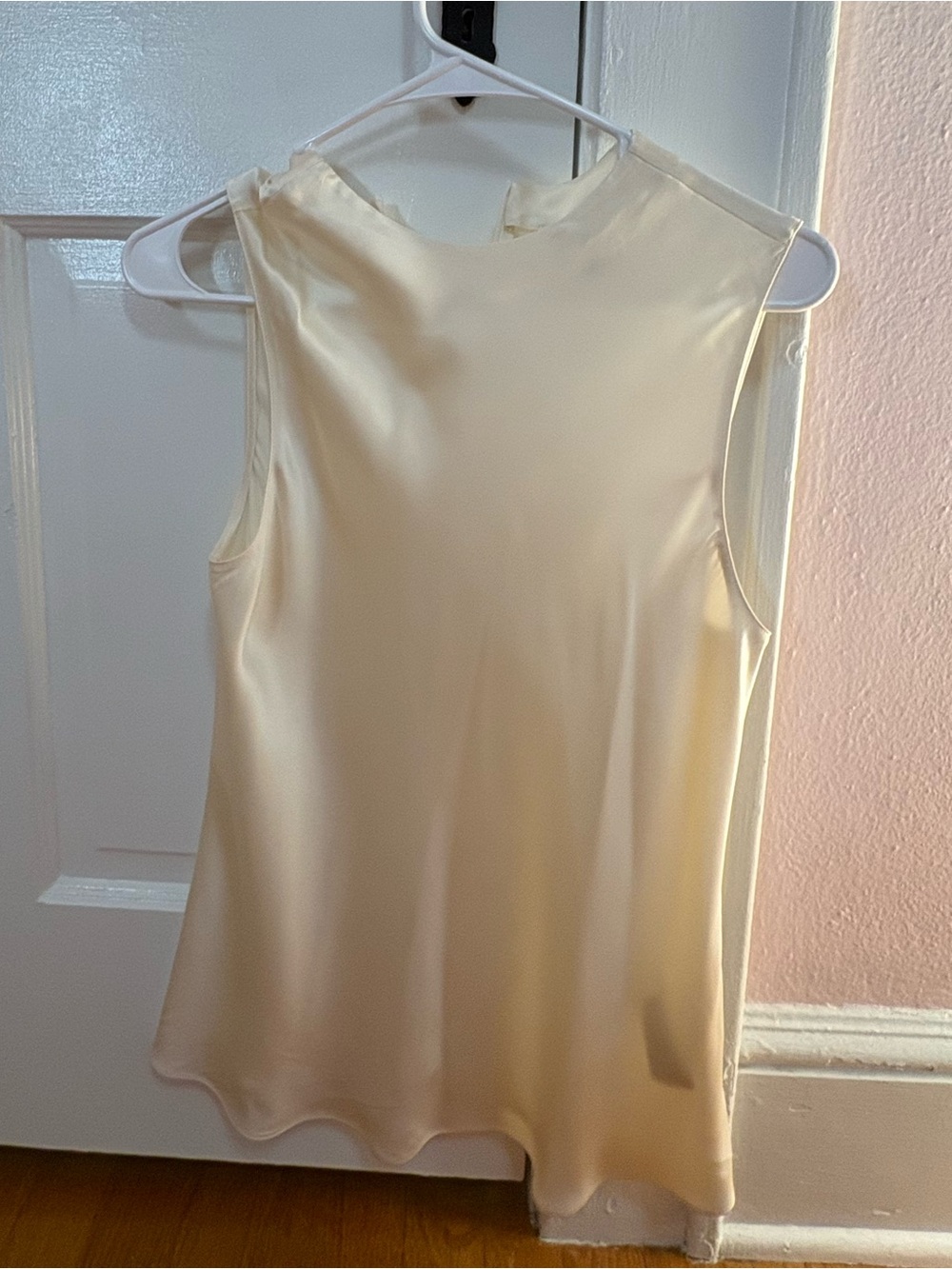 Banana Republic Women's Signature Silk Tank